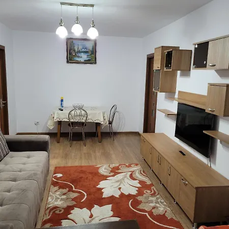 Claudiu Apartment